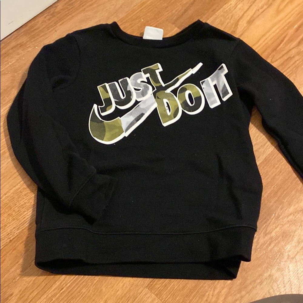 Nike Kids Black Sweatshirt
